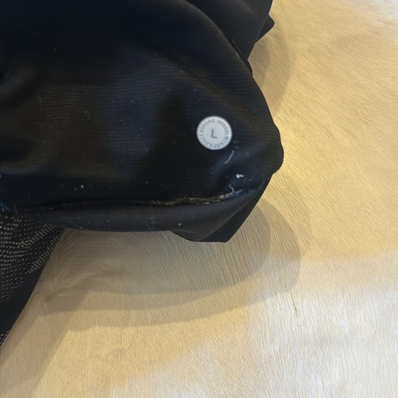 Lululemon Pace Breaker 9” shorts camo no liner - Picture 4 of 7